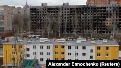 Новий житловий будинок в окупованому Маріуполі, 15 лютого 2023 року