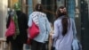 Žene hodaju bez obaveznog hidžaba u Iranu, 8. marta 2024.