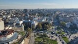 Bucureștiul este unul dintre cele mai aglomerate și gălăgioase orașe din Europa, potrivit unui studiu privind traficul auto realizat în octombrie 2023 de un producător de sisteme GPS. 