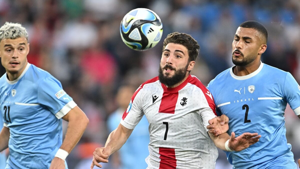 Euro-24 georgia-espana. Испания грузия. Zuriko davitashvili georgian team. Сборная грузии по футболу. Европейский футбол.
