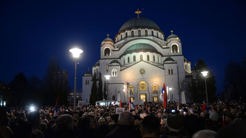 Desničarski protest protiv evropskog plana za Kosovo u Beogradu