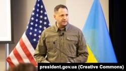Глава Офиса президента Украины Андрей Ермак во время выступления в Институте мира США. Вашингтон, 5 декабря 2023 года.