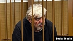 Усман Баратов