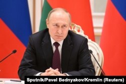 Диспансеризацію президент РФ аргументував «відсутністю належної медичної допомоги»