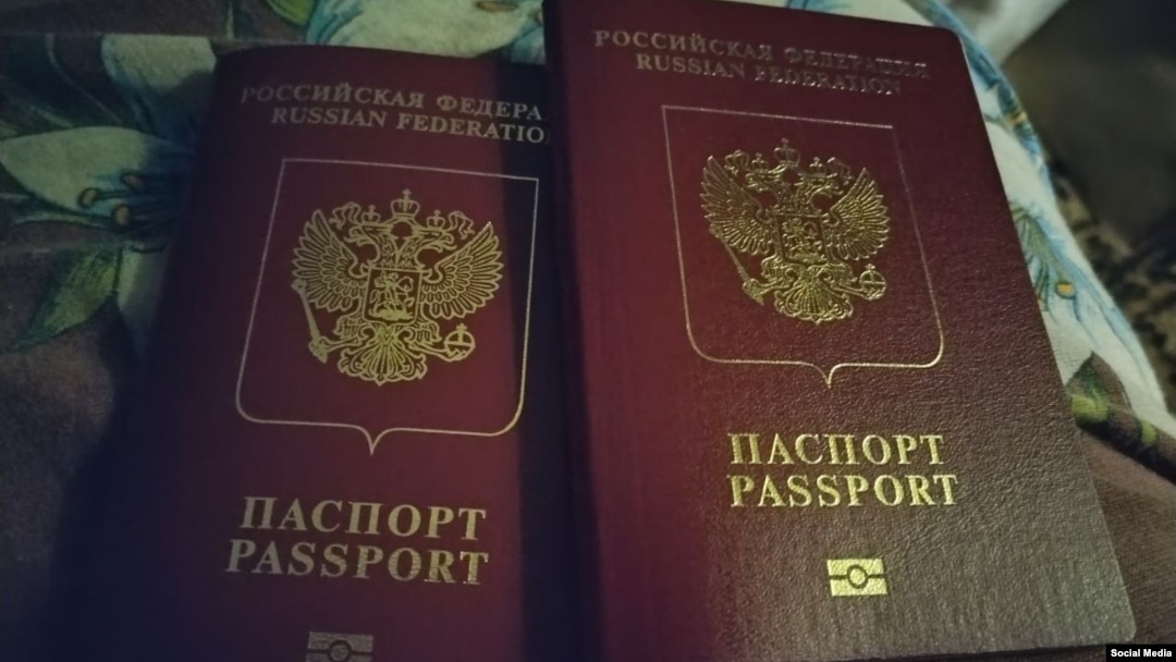 Tot mai mulți miliardari ruși renunță la cetățenie din cauza războiului din Ucraina.