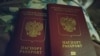 Ռուսաստանում այն քաղաքացիները, որոնց արգելված է լքել երկիրը, պարտավորվում են հանձնել իրենց արտասահմանյան անձնագրերը