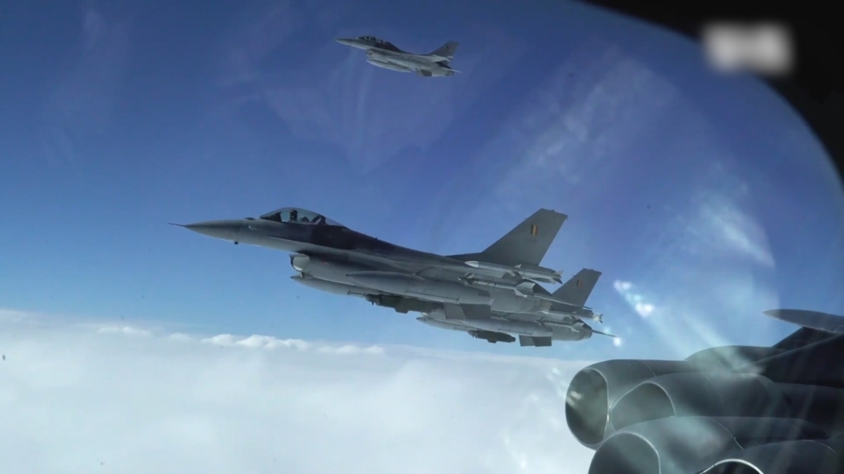 Рютте і Зеленський домовилися про прискорення надання Україні F-16