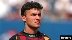 Борислав Михайлов с екипа на националния отбор по футбол по време на финалите на Световното първенство през 1994 г.