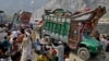  گروه بین المللی بحران هشدار داد؛ روند اخراج مهاجرین از پاکستان منطقه را بی ثبات می سازد