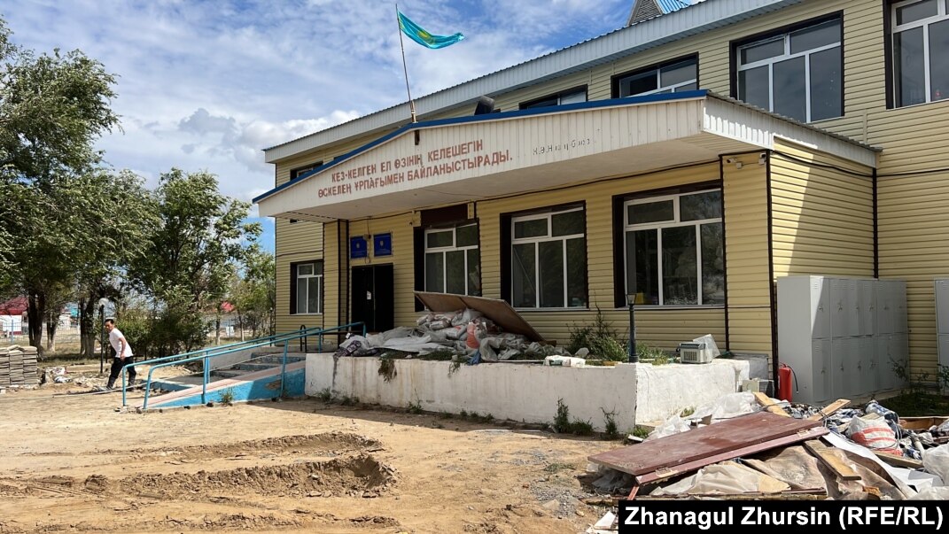 Интернетте порно көру арқылы қарияны қуантуға тура келді