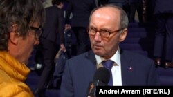 Othmar Karas, în dialog cu reporterul Europa Liberă prezent la Congresul PPE.