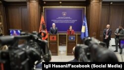 Pres-konferencija Igljija Hasanija i Donike Grvala u Prištini, Kosovo, 16. januara 2024.