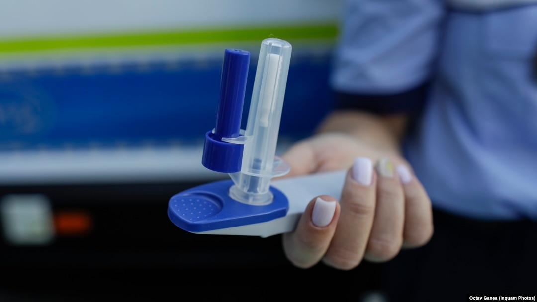 Un drugtest folosit de Poliția Română.