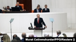 Erdogan u obraćanju zastupnicima parlamenta, Ankara, Turska, 1. oktobra 2023.