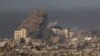 Дим піднімається після ізраїльського бомбардування в Газі, 23 листопада 2023 року