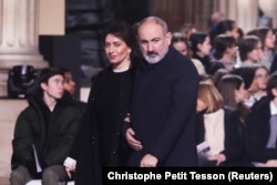 Armenian Prime Minister Nikol Pashinian and his wife, Anna Hakobyan, at the Pantheon in Paris in February