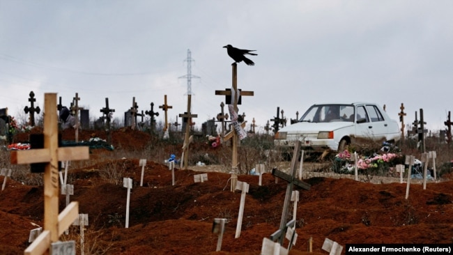 Гробището на Мариупол през февруари 2023 г.