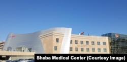 La Chaim Sheba Medical Center, cunoscut și ca TelHaShomer, după numele cartierului din orașul unde este situat, lucrează nu mai puțin de 1.700 de doctori.