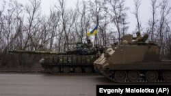 Украинские военнослужащие возле Бахмута Донецкой области, 8 марта 2023 года