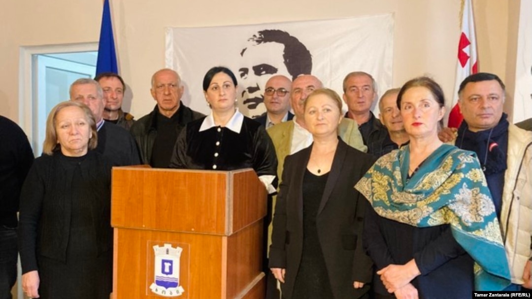 "ნაციონალური მოძრაობის" წევრების ბრიფინგი ხობში