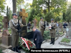 Польський президент Анджей Дуда вшановує воїнів УНР в рамках акції «Полумʼя братерства». Варшава, 14 серпня 2024 року