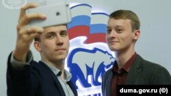 Андрей Серафимов (справа) (архивное фото)