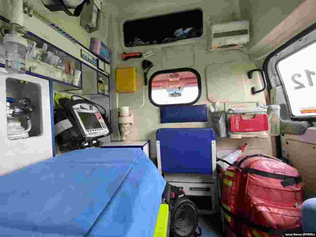 Interiorul ambulanței cu 1,3 milioane de kilometri la bord.&nbsp;