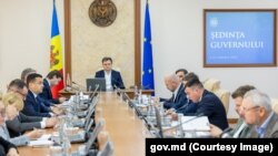 După modificările operate, bugetul de stat pentru 2023 se micșorează la venituri și la cheltuieli cu aproape 500 de milioane de lei.