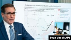 Portparol Bijele kuće Džon Kirbi na konferenciji za novinare na kojoj je rekao da je Sjeverna Koreja isporučila Rusiji balističke rakete, 4. januar 2024.