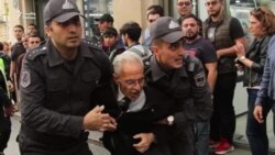 45 ilin müəllimi: 'Əlimə bir büküm bülleten verib dedilər ki, at qutuya'