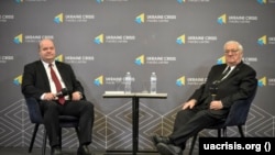 Валерий Чалый и Юрий Щербак во время презентации, ноябрь 2023 года. Киев. Украинский дом, УКМЦ