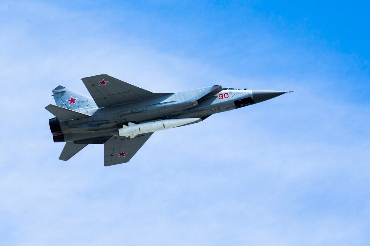 доповненоПо всій Україні оголошували повітряну тривогу через зліт російського винищувача