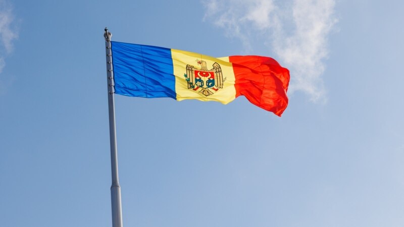 Молдова Орусиянын элчилигиндеги 45 кызматкерди өлкөдөн чыгарат
