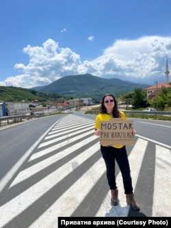 Auto-stop në rrugët e Bosnjës.