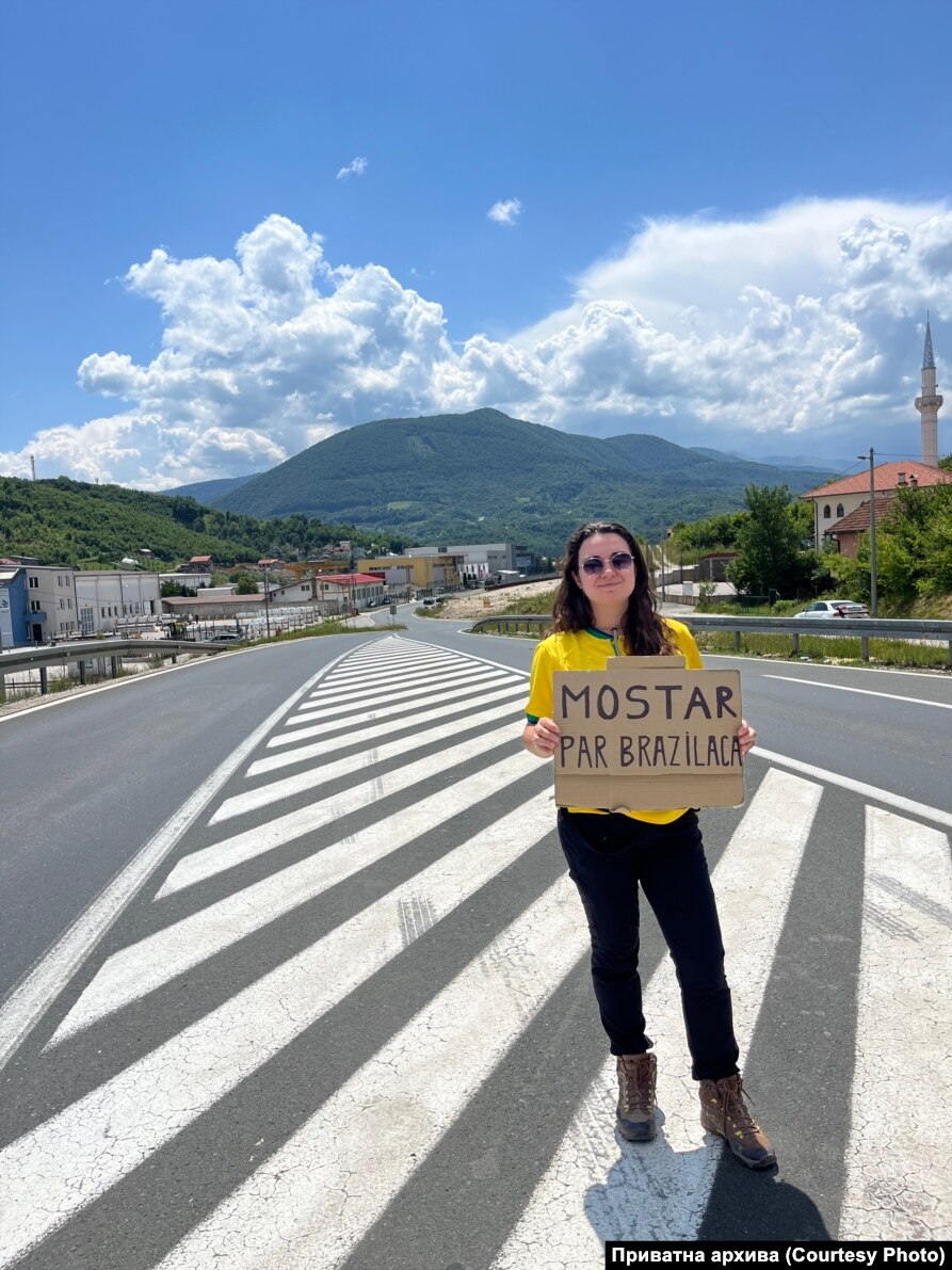 Auto-stop në rrugët e Bosnjës.