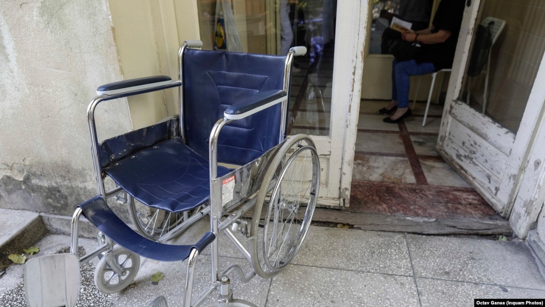 Spitalele nu mai pot face reparații curente, după intrarea în vigoare a „Ordonanței austerității”. Imagine realizată la una dintre secțiile Spitalului Universitar de Urgență Elias din București/ 12 septembrie 2023. Spitalul Elias are faima unei spital de elită al României. 