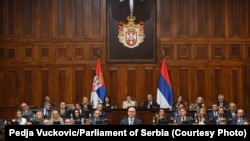 Новиот српски премиер Милош Вучевиќ на собраниската седница за формирање на Влада 