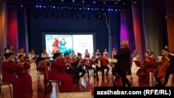 Концерт детского хора Ашхабада под управлением хормейстера из Латвии Виты Тимермане. 26 ноября, 2023.