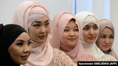 Порно жалаптар Қос анальный шұлықтар орыс