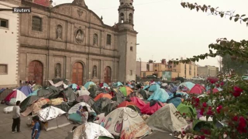 د میکسیکو کلیسا چلوونکي: کډوال باید د شړلو پر ځای په غېږ کې ونیول شي