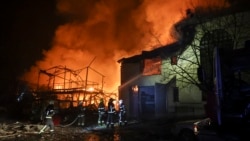 Diňle: Ukraina Russiýanyň Harkowda raýat nyşanalaryna zarba urandygyny aýdýar