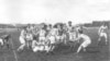 Echipele naționale ale României, Franței și Statelor Unite au fost singurele care au participat la competiția de rugby din cadrul Jocurilor Olimpice din 1924. Fotografia de mai sus a fost surprinsă la meciul dintre România și SUA. 
