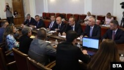  Срещата сред Има Такъв Народ и ДПС-Доган в сряда 