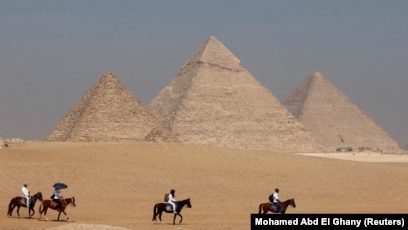 Onlayn qattiq ayollar hukmronligi porno Mayo erotikasidan izlar