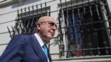 Puiu Popoviciu, fost client al firmei de avocatură a lui Hunter Biden, trăiește în Marea Britanie. 