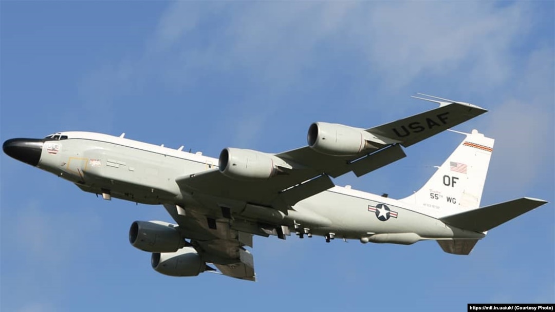A U.S. Boeing RC-135W Rivet Joint reconnaissance aircraft (file photo)