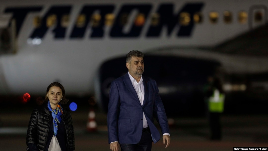 Premierul va fi însoțit, printre alții, și de ministra de Externe, Luminița Odobescu.
