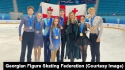 Члены сборной Грузии и руководитель Федерации фигурного катания 