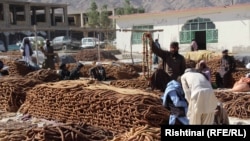 انجیر یکی از محصولات زراعتی افغانستان که به خارج از کشور صادر میشود