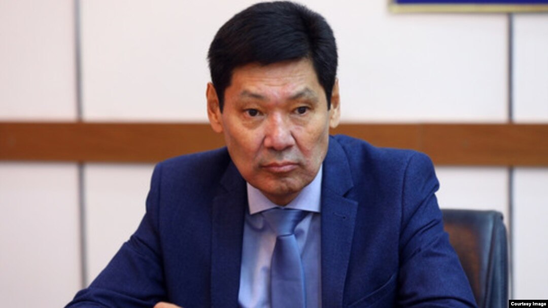 Төлөндү Макеев.